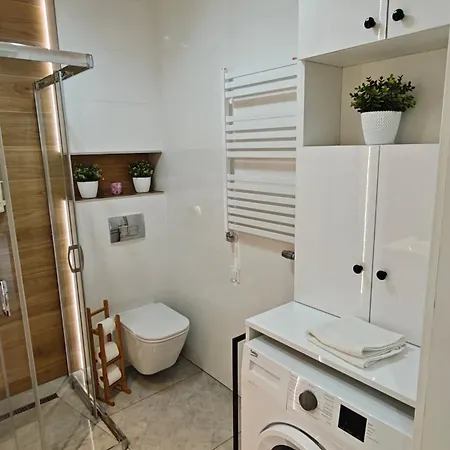 Lux Parking Gratis Złotów