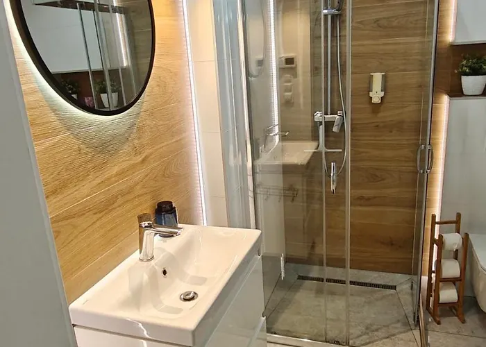 Lux Parking Gratis * Zlotow (Greater Poland)